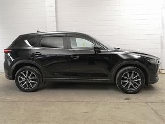 2017 Mazda CX-5 - Thumbnail