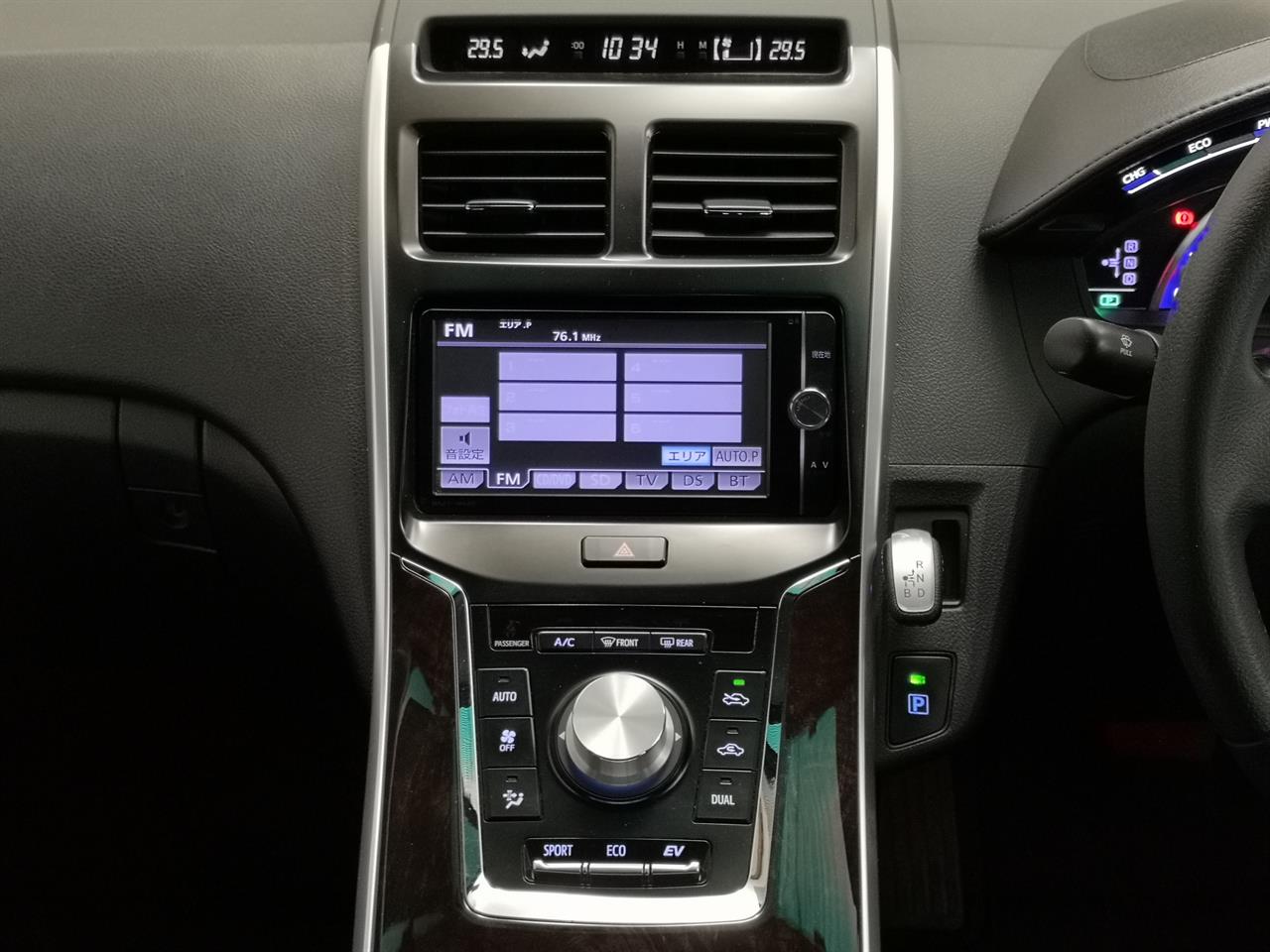 2015 Toyota Sai