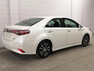 2015 Toyota Sai - Thumbnail