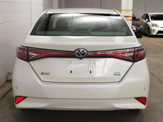 2015 Toyota Sai - Thumbnail