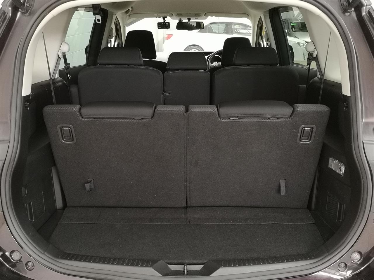 2015 Mazda Premacy