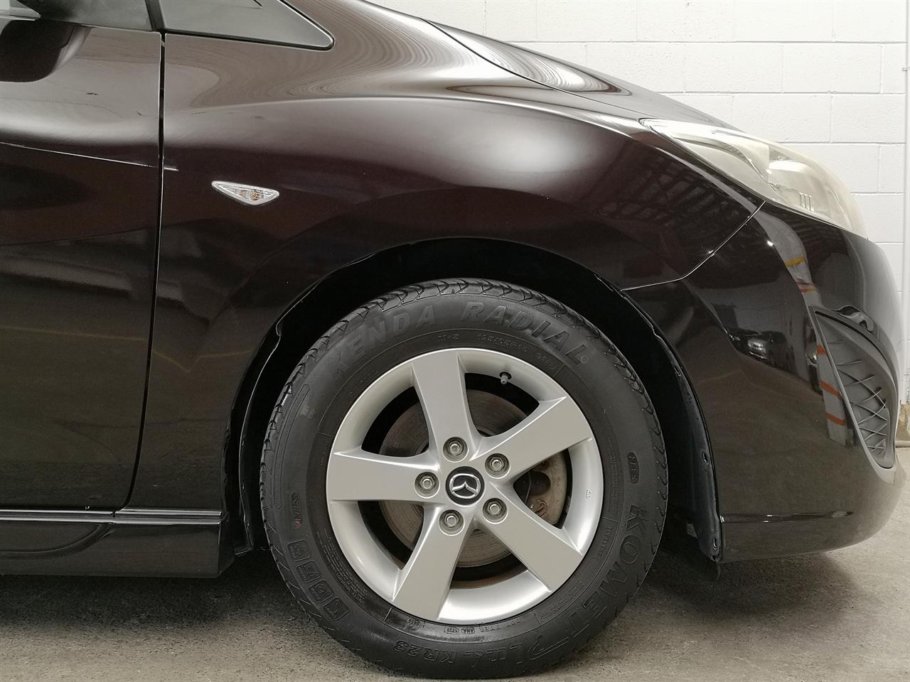 2015 Mazda Premacy