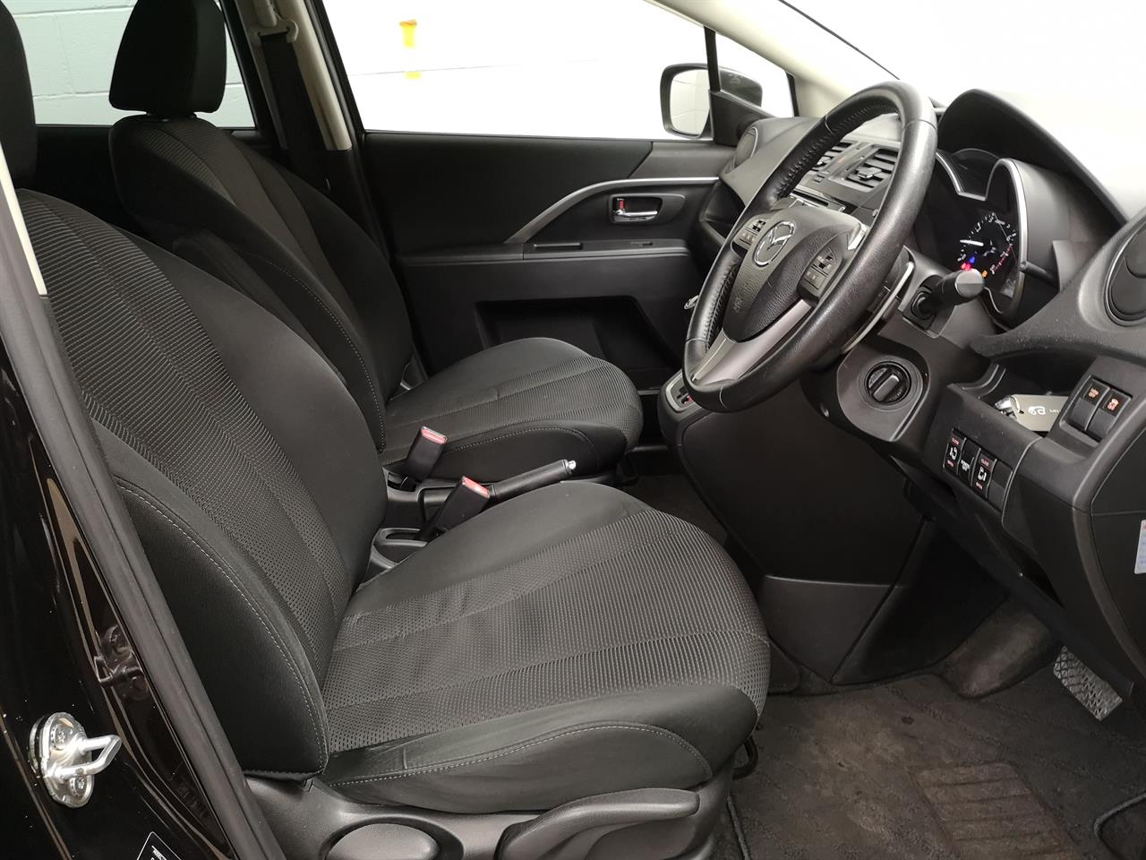 2015 Mazda Premacy