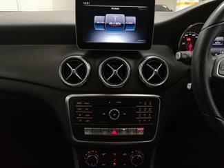 2018 Mercedes-Benz GLA 180 - Thumbnail