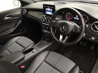 2018 Mercedes-Benz GLA 180 - Thumbnail