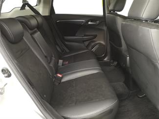 2015 Honda Shuttle - Thumbnail