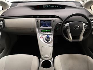 2013 Toyota Prius - Thumbnail