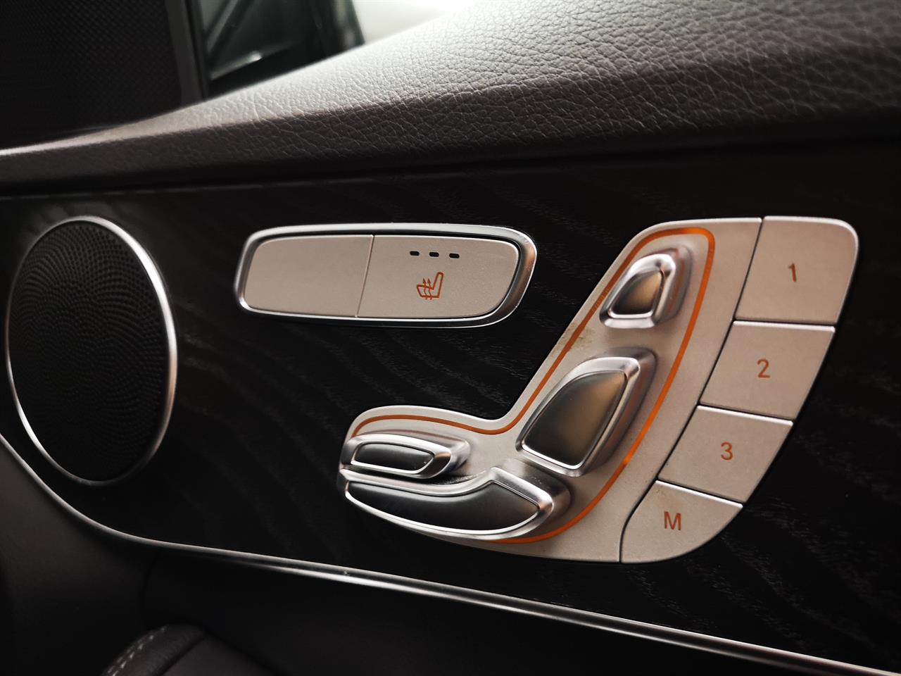 2019 Mercedes-Benz C 200