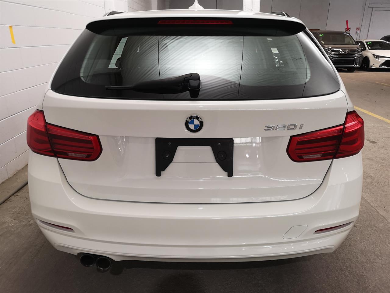 2015 BMW 320i