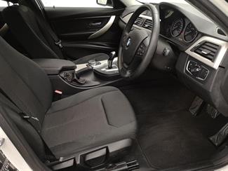 2015 BMW 320i - Thumbnail