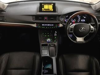 2011 Lexus CT 200H - Thumbnail