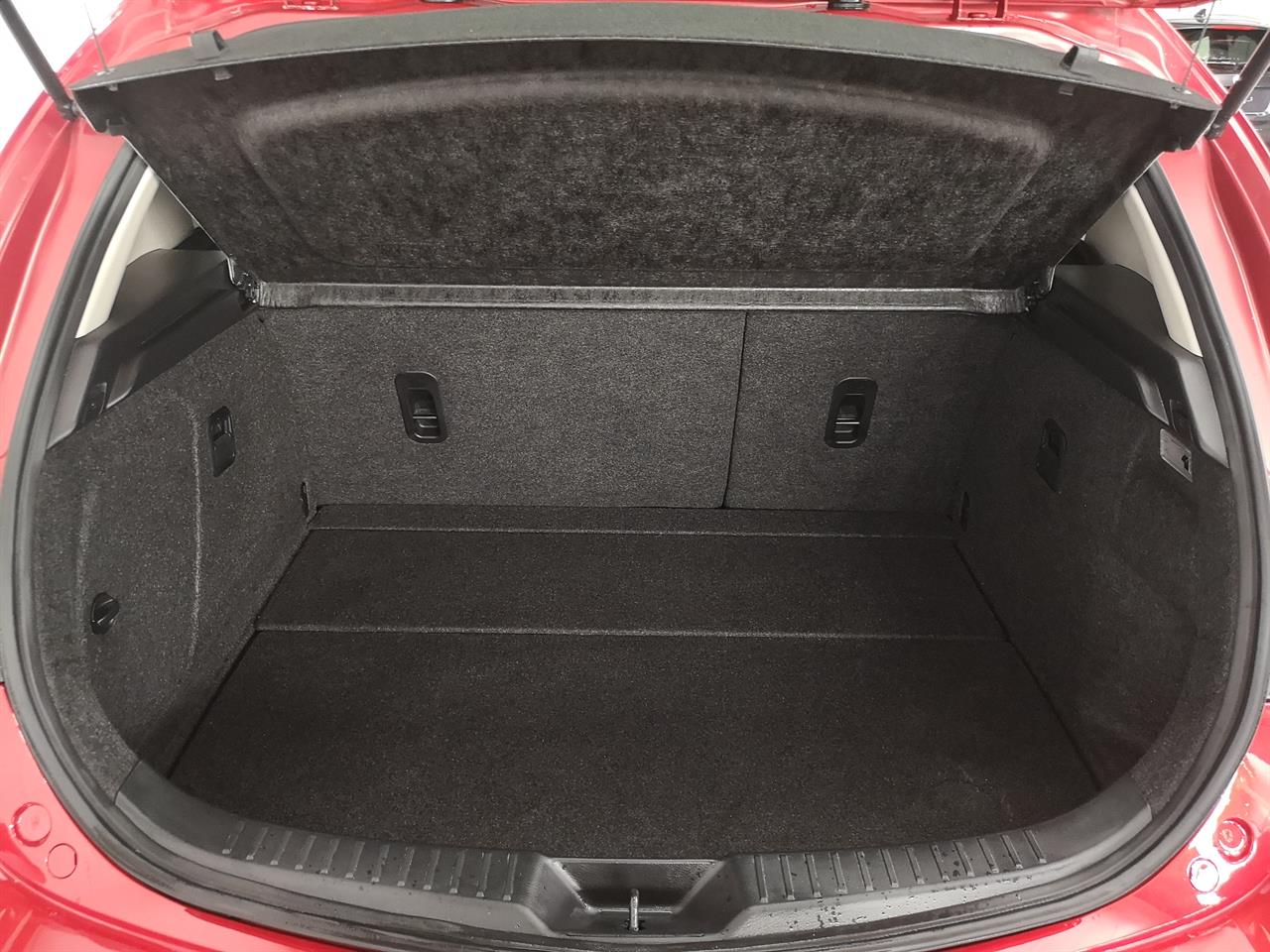 2013 Mazda Axela