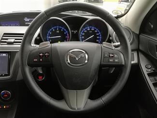 2013 Mazda Axela - Thumbnail