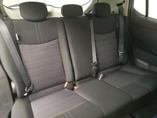 2022 Nissan Leaf - Thumbnail