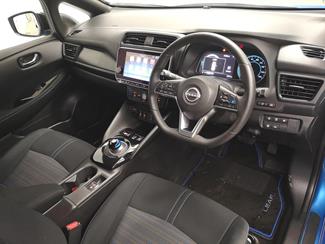 2022 Nissan Leaf - Thumbnail