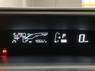 2015 Toyota Aqua - Thumbnail