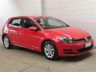 2016 Volkswagen Golf - Thumbnail