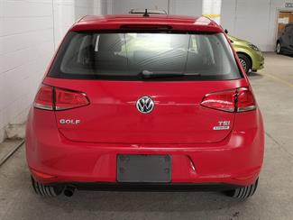 2016 Volkswagen Golf - Thumbnail