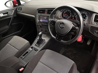 2016 Volkswagen Golf - Thumbnail