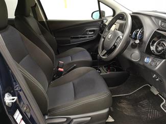 2018 Toyota Vitz - Thumbnail