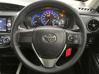 2018 Toyota Corolla - Thumbnail