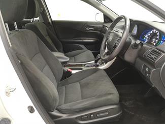 2015 Honda Accord - Thumbnail