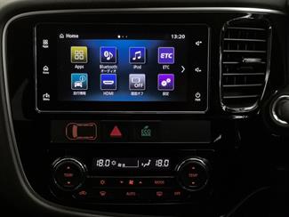 2018 Mitsubishi Outlander - Thumbnail