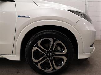 2015 Honda Vezel - Thumbnail