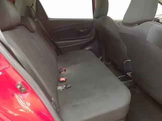 2017 Toyota Vitz - Thumbnail