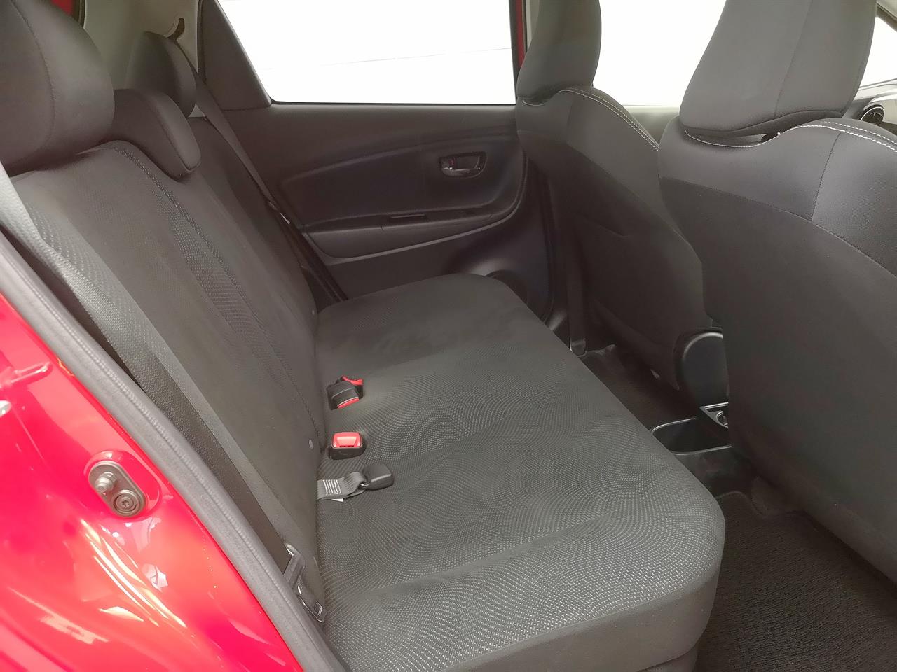 2017 Toyota Vitz