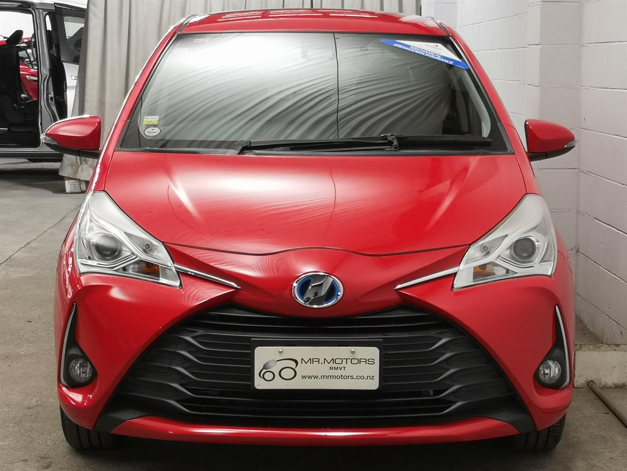 2017 Toyota Vitz