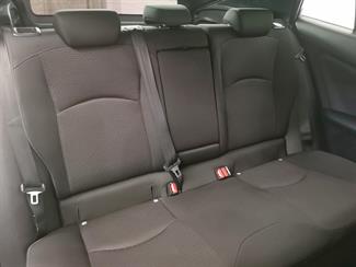 2020 Toyota Prius - Thumbnail