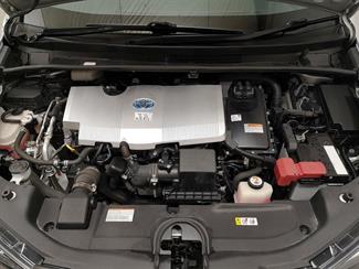 2020 Toyota Prius - Thumbnail
