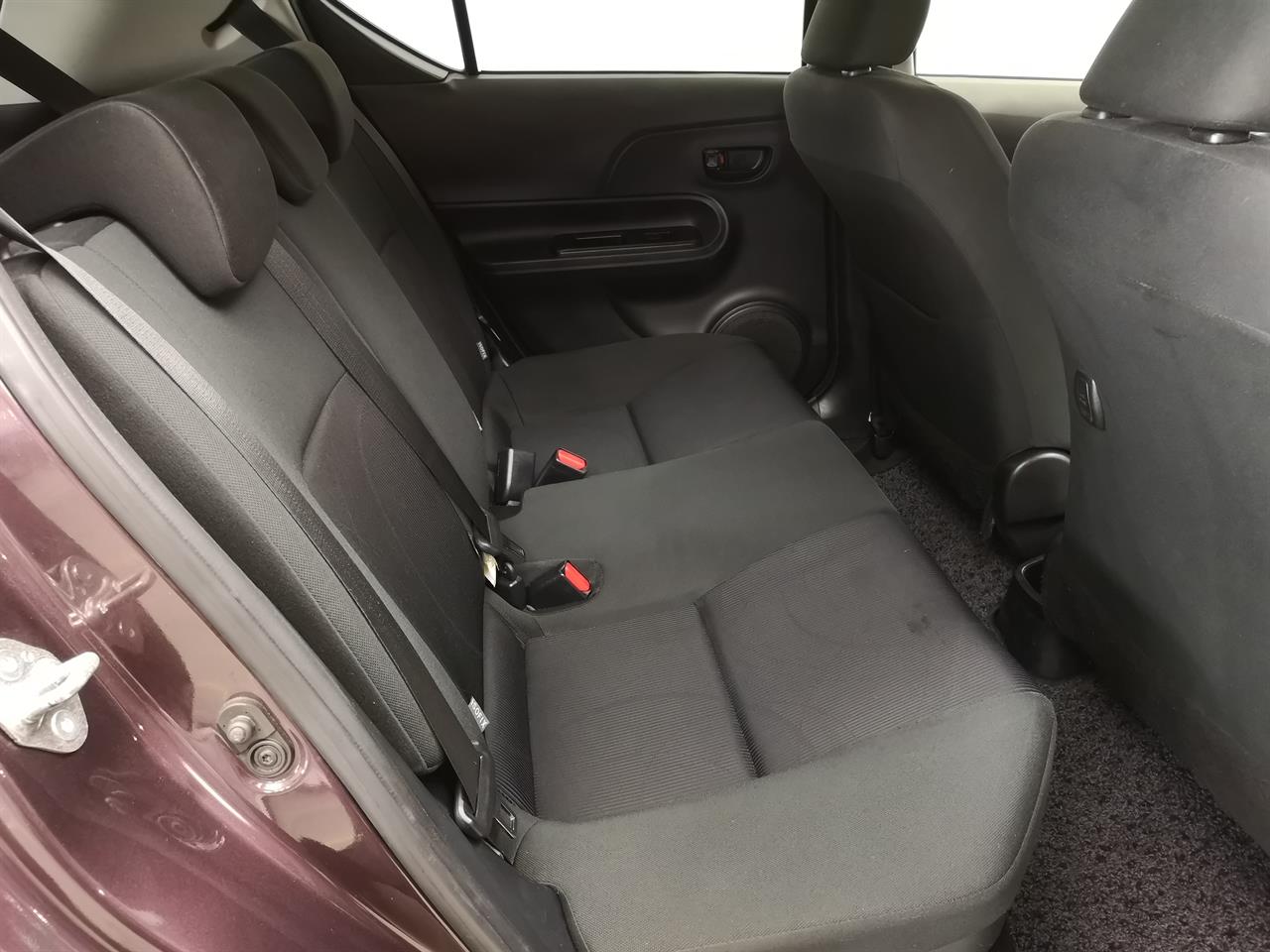 2016 Toyota Aqua