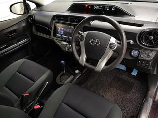 2016 Toyota Aqua - Thumbnail
