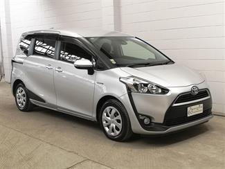 2016 Toyota Sienta - Thumbnail