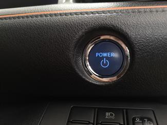 2016 Toyota Sienta - Thumbnail