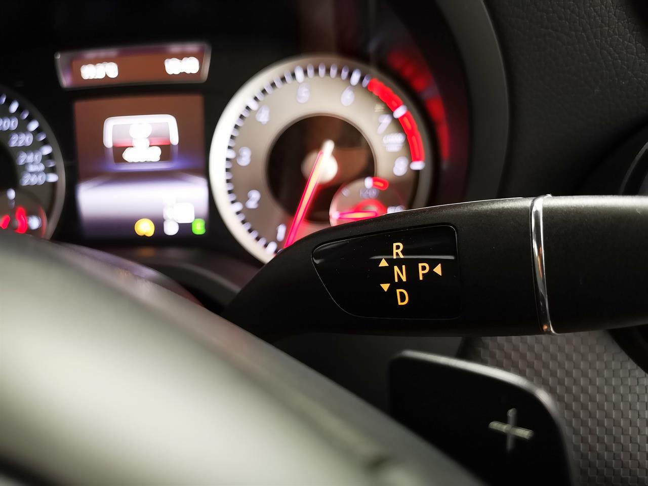 2015 Mercedes-Benz A 180