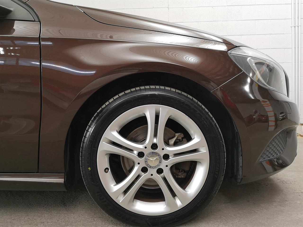 2015 Mercedes-Benz A 180