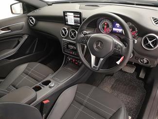2015 Mercedes-Benz A 180 - Thumbnail