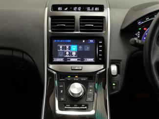 2016 Toyota Sai - Thumbnail