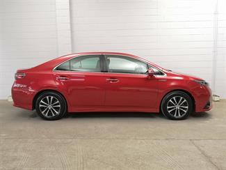 2016 Toyota Sai - Thumbnail