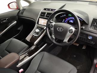 2016 Toyota Sai - Thumbnail