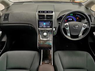 2016 Toyota Sai - Thumbnail