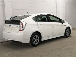 2012 Toyota Prius - Thumbnail