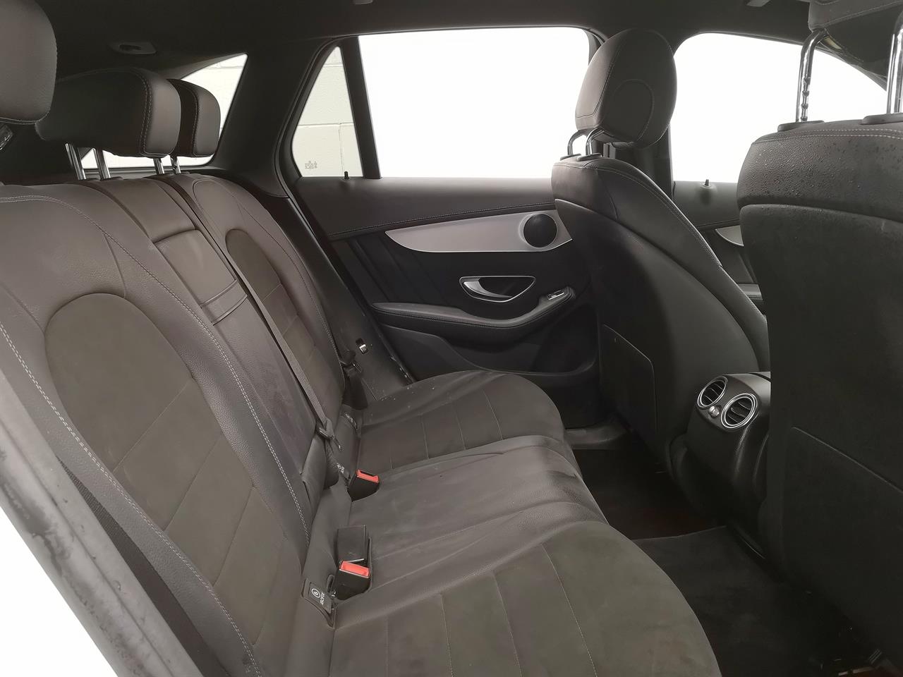 2018 Mercedes-Benz GLC 200