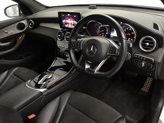 2018 Mercedes-Benz GLC 200 - Thumbnail