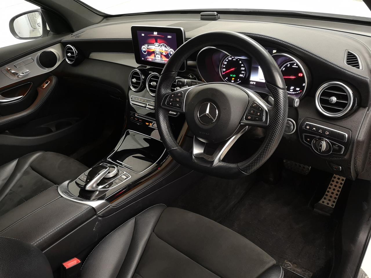 2018 Mercedes-Benz GLC 200
