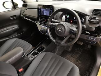 2021 Toyota Aqua - Thumbnail