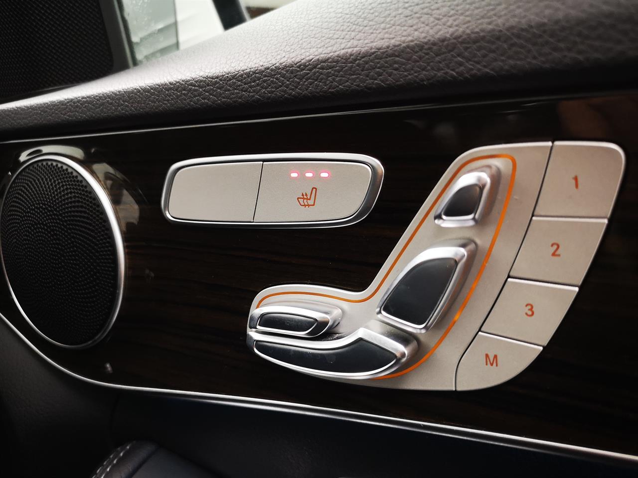 2017 Mercedes-Benz C 220